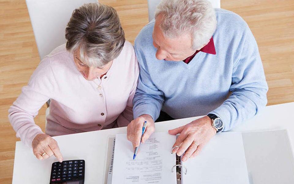 Aposentados mais de 65 anos têm direito a dupla isenção do IR