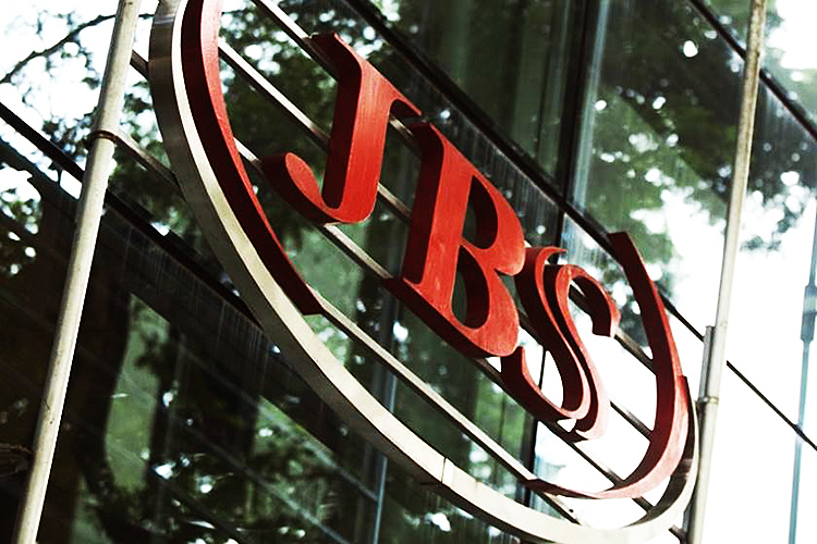 JBS reporta lucro líquido de R$2 bi no 1º tri de 2021 e, assim, reverte prejuízo anterior