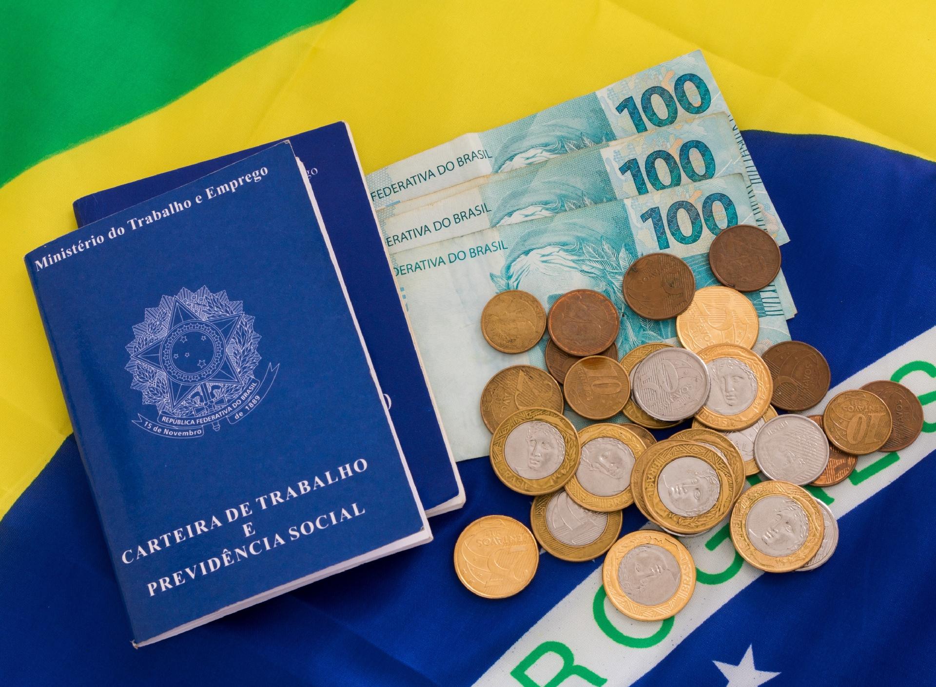 ESTE seria o salário mínimo ideal para uma família viver no Brasil confira