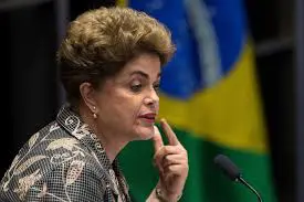 Tribunal absolve Dilma em caso envolvendo a refinaria de Pasadena pela Petrobras