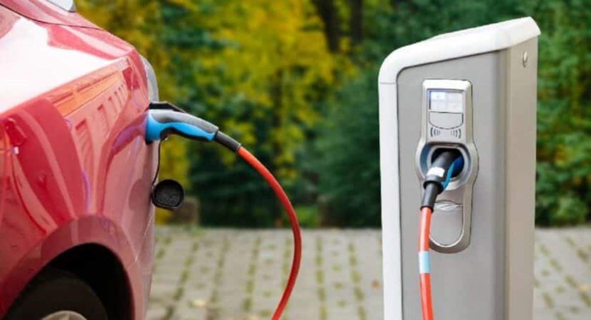 Carro elétrico paga IPVA? Saiba em quais estados há isenção