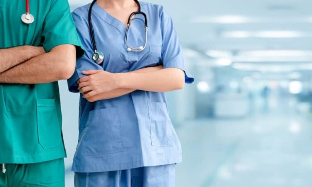 Reajuste pode colocar em xeque o emprego de enfermeiros municipais