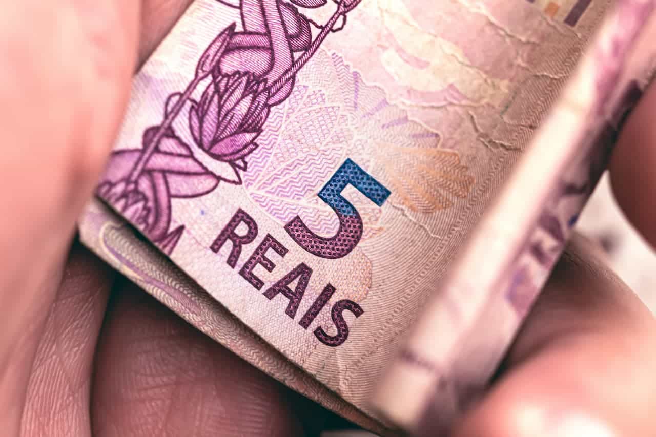 Conheça a nota de R$ 5 reais que pode ser comercializada por até R$ 3,5 mil  - Pensar Cursos