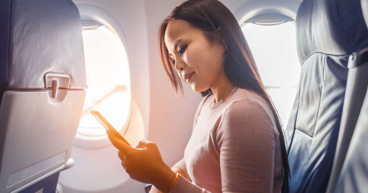 Por que temos de usar o 'modo avião' e voos? Celular interfere mesmo?