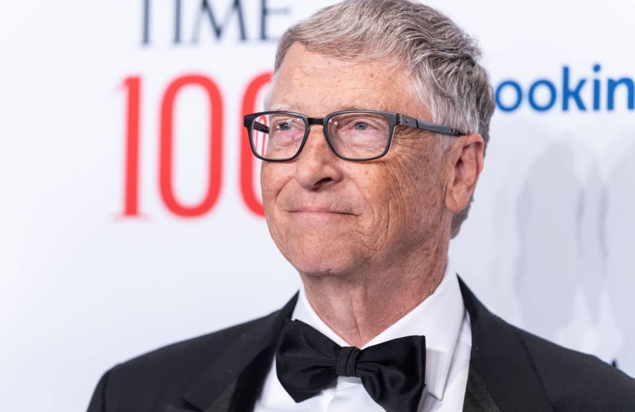 Bill Gates perde do melhor jogador de xadrez do mundo em 71 segundos -  TecMundo