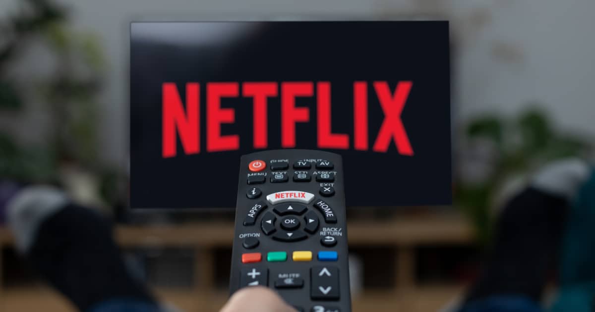 Fuja da taxa extra da Netflix! Aprenda 3 truques para dividir a conta