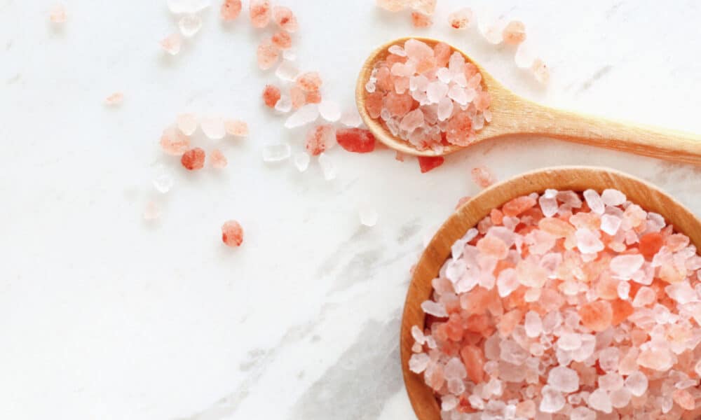 learn-more-about-the-benefits-of-a-himalayan-salt-bath-healing-picks