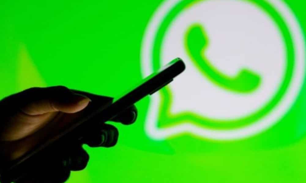 3 simple tricks to change the color of your WhatsApp