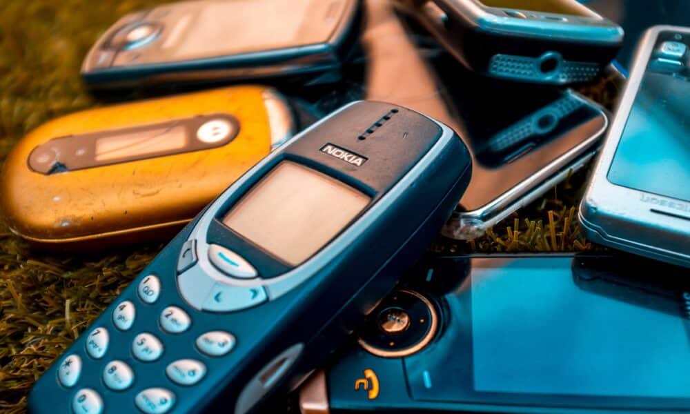 The Best-Selling Cell Phones in History: Nokia Surprises with the Top Spot