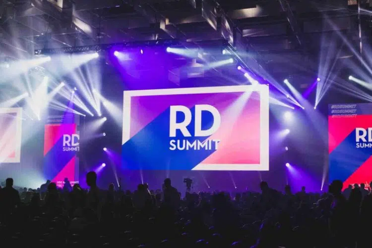 Imagem mostra um dos eventos da RD Station.