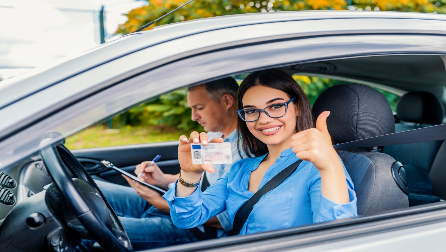 Alteração na CNH beneficia motoristas com problemas oculares